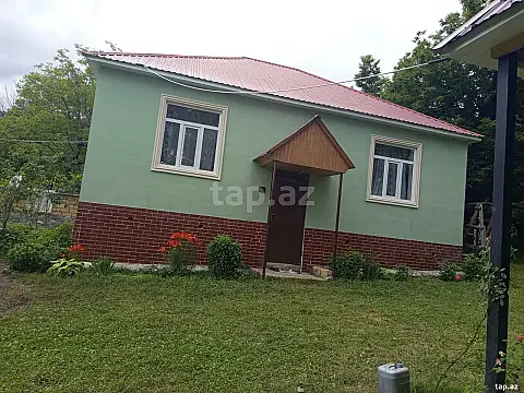 Kirayə verilir 4 otaqlı həyət evi 100 m² — İsmayıllı 4 otaq 100.00 m²
