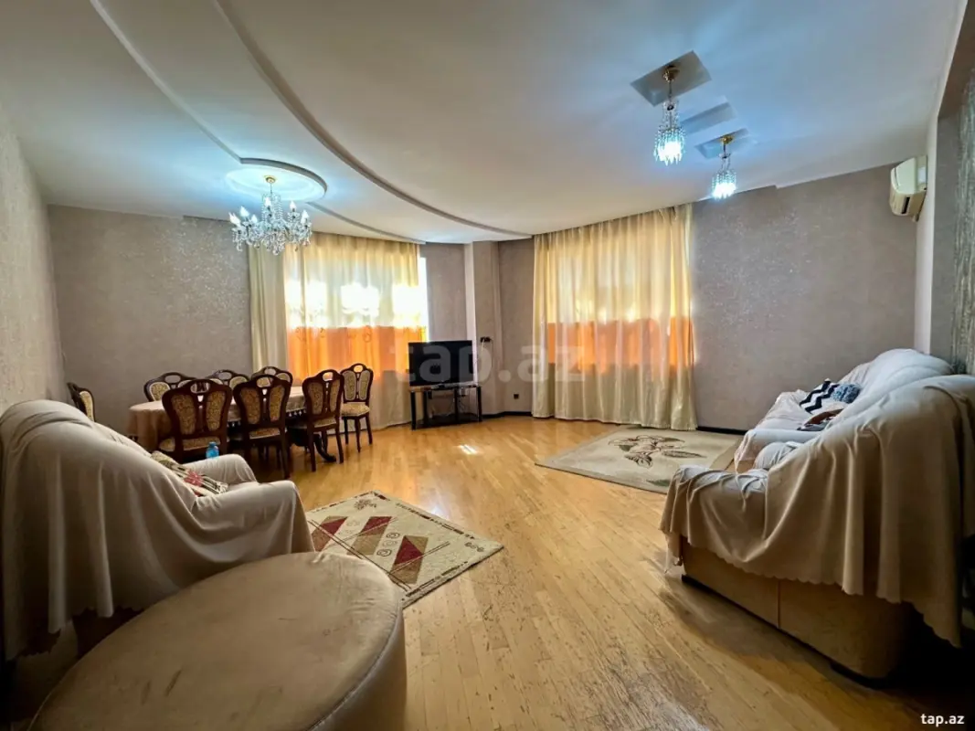 Kirayə verilir 3 otaqlı yeni tikili 145 m²