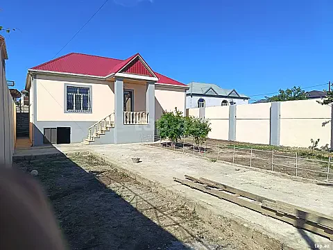 Satılır 3 otaqlı həyət evi 110 m² — Bakı 3 otaq 110.00 m²