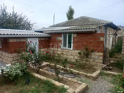 Satılır 2 otaqlı həyət evi 60 m² — Bakı 2 otaq 60.00 m²