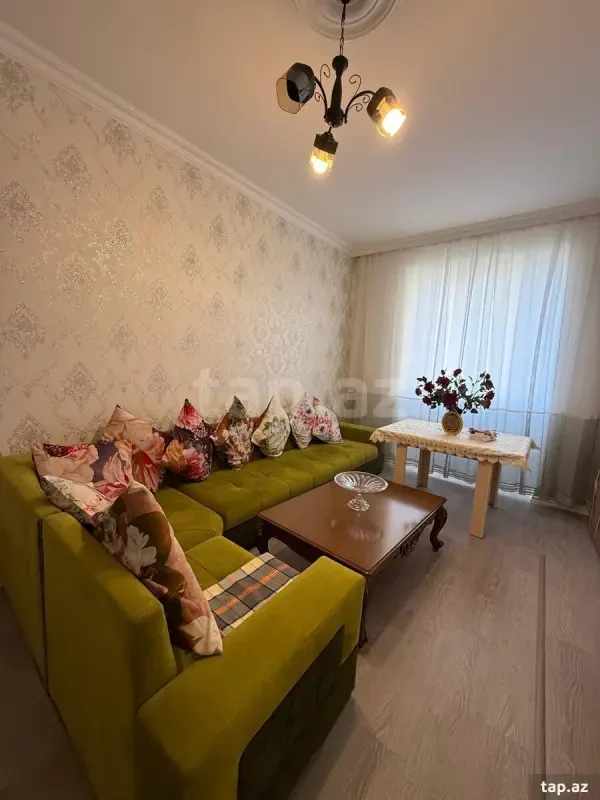 Kirayə verilir 2 otaqlı yeni tikili 60 m²