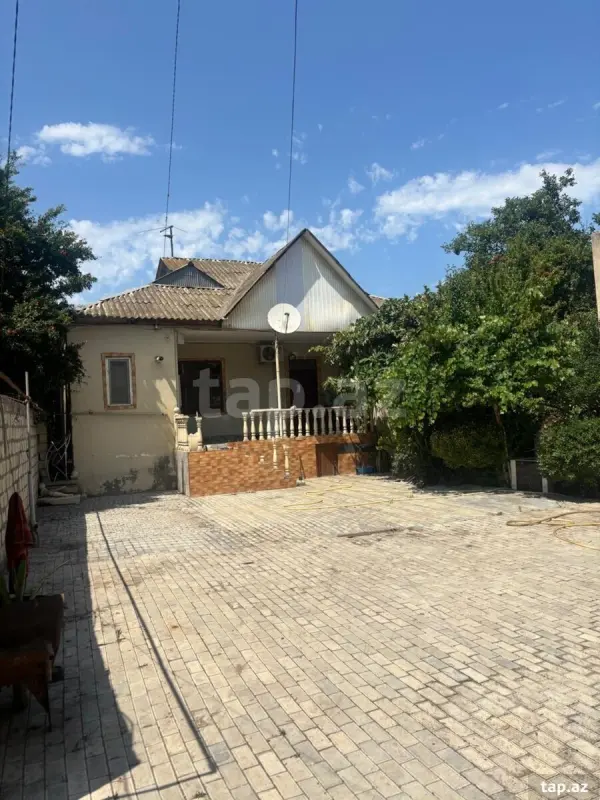 Satılır 3 otaqlı həyət evi 147 m²