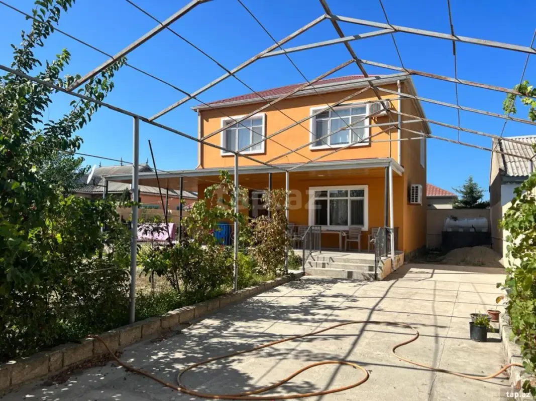 Kirayə verilir 3 otaqlı həyət evi 160 m²