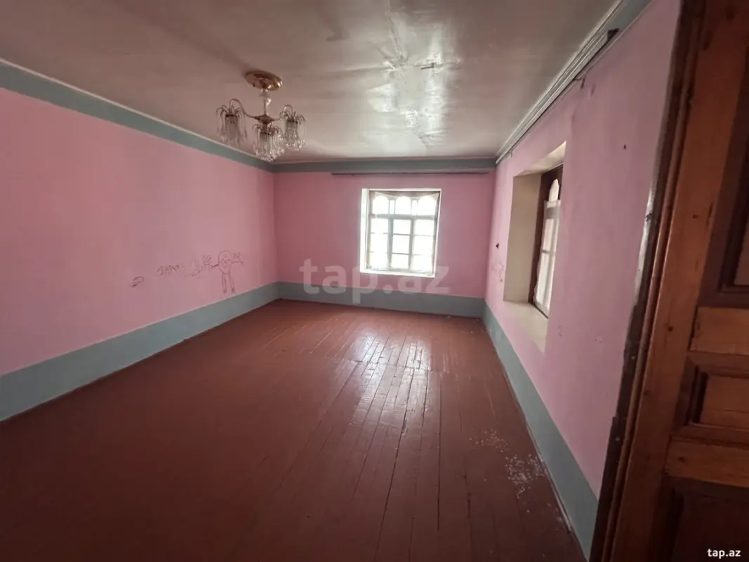 Satılır 5 otaqlı həyət evi 125 m²