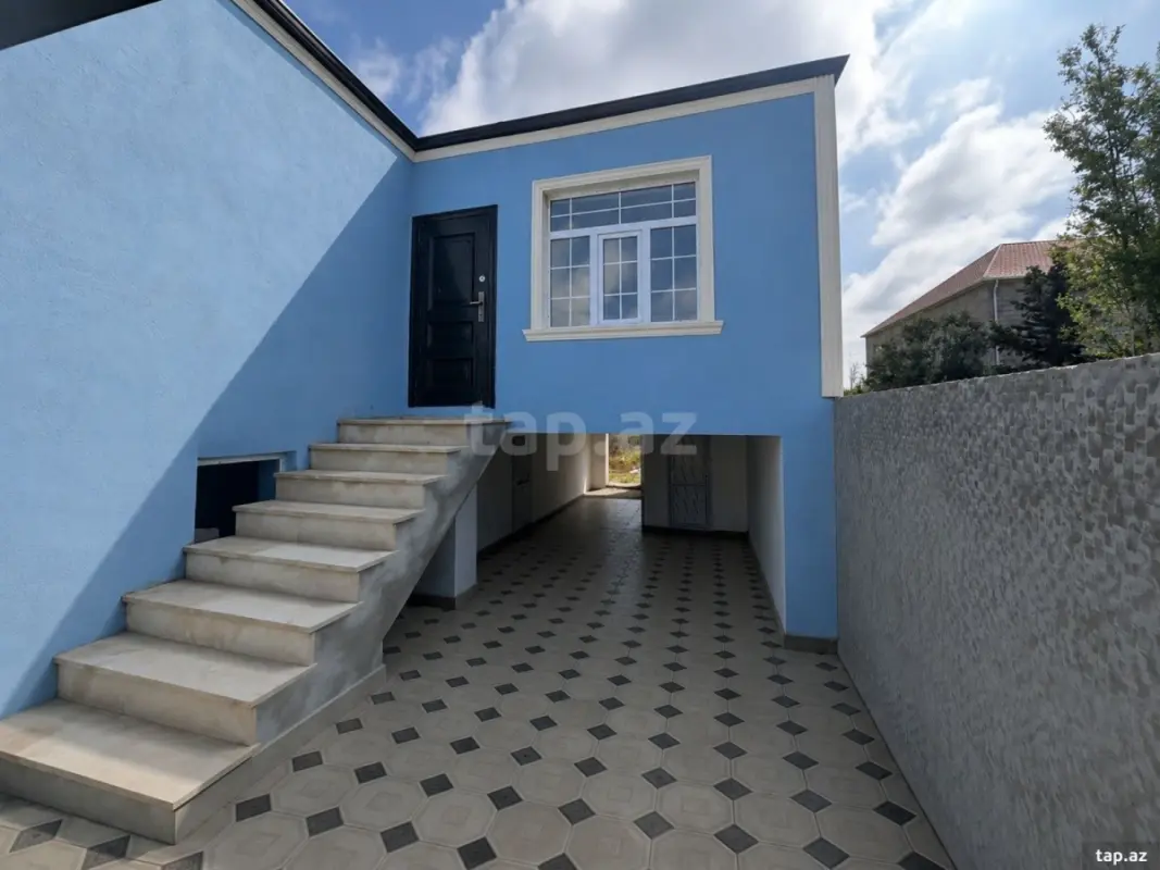 Satılır 3 otaqlı həyət evi 160 m²
