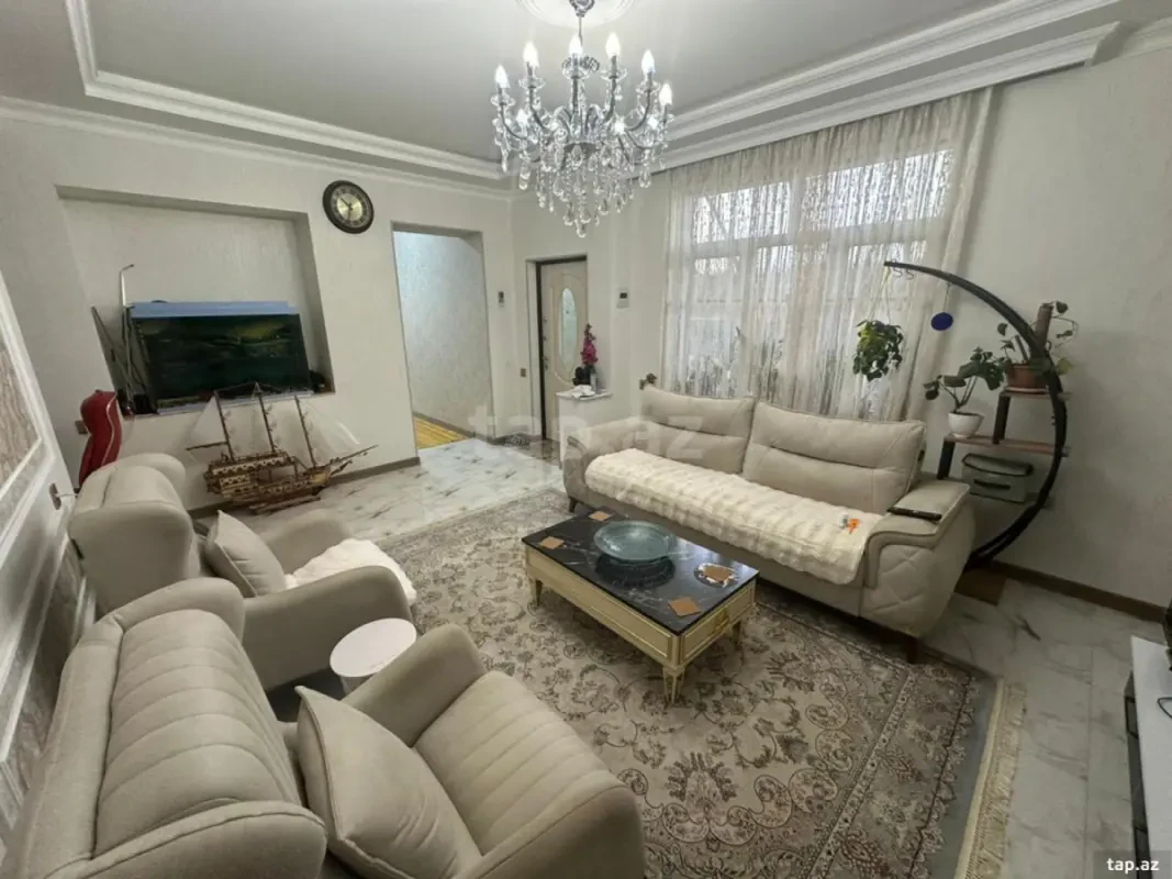 Satılır 4 otaqlı həyət evi 150 m²