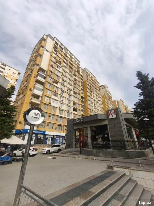 Satılır 3 otaqlı yeni tikili 148 m²