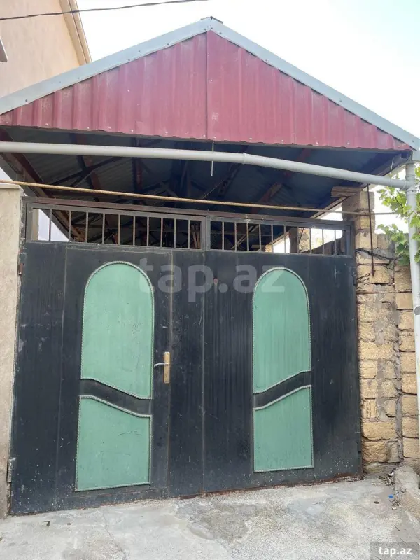 Satılır 3 otaqlı həyət evi 130 m²