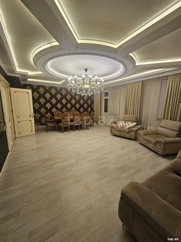 Satılır 5 otaqlı yeni tikili 255 m²