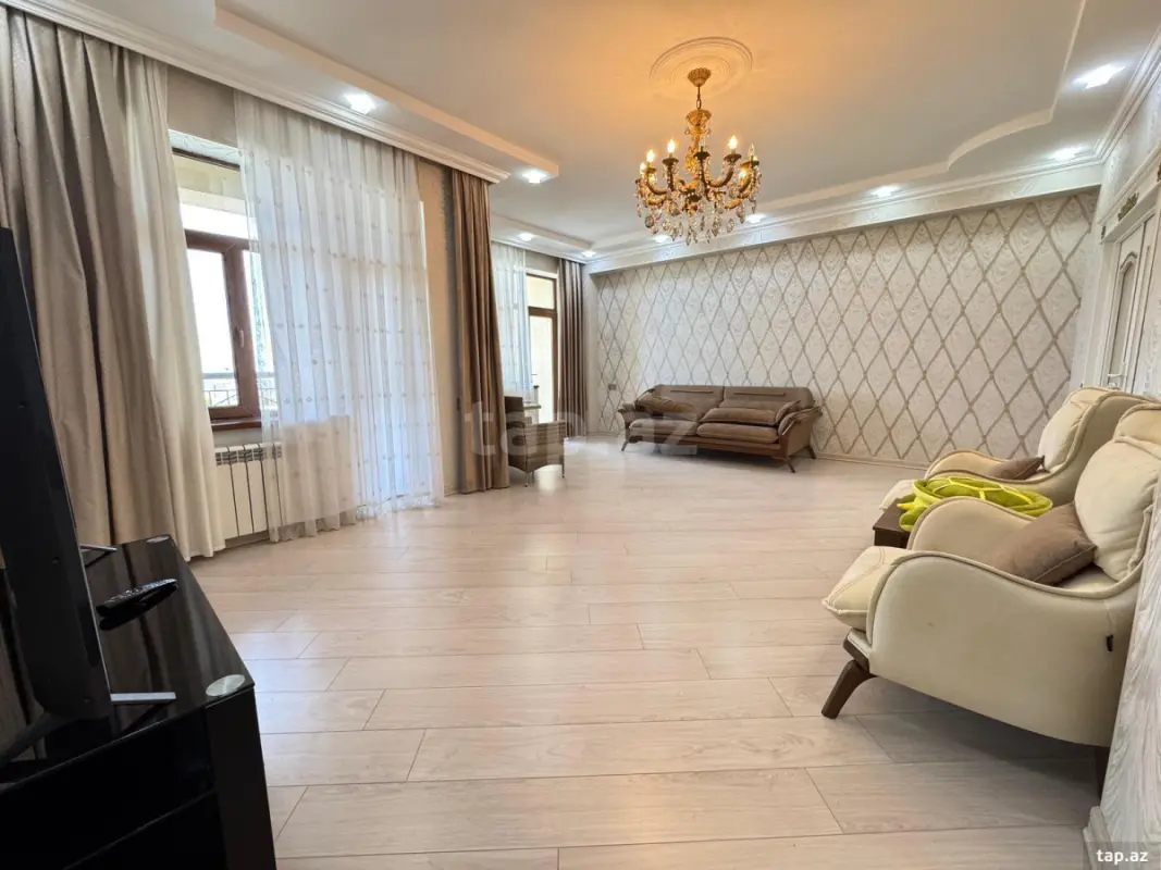 Satılır 3 otaqlı yeni tikili 114 m²