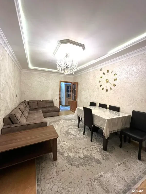 Satılır 5 otaqlı mənzil 120 m²