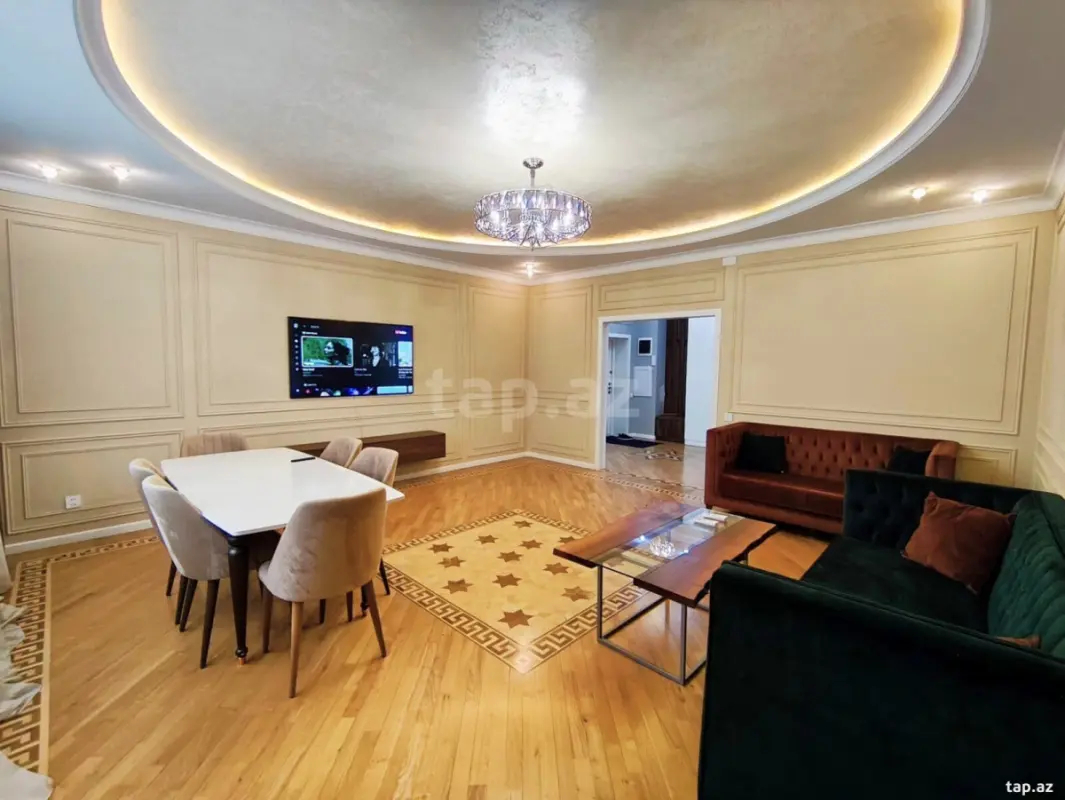 Kirayə verilir 3 otaqlı yeni tikili 140 m²