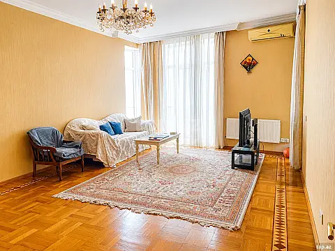 Satılır 3 otaqlı yeni tikili 124 m² — Bakı 3 otaq 124.00 m²