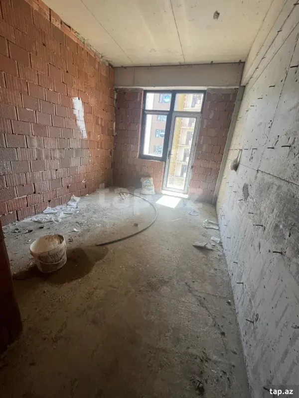 Satılır 2 otaqlı yeni tikili 78 m²