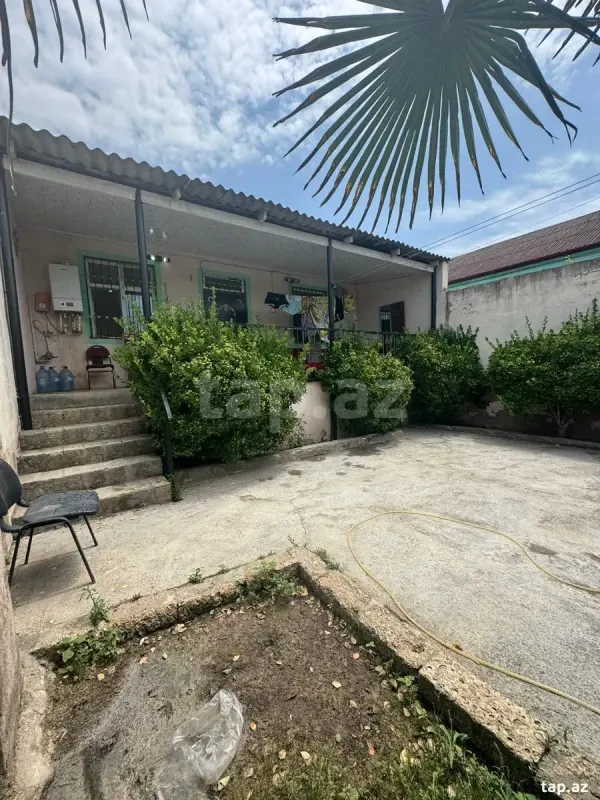 Satılır 3 otaqlı həyət evi 100 m²