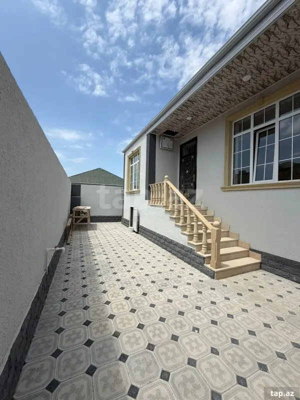 Satılır 3 otaqlı həyət evi 100 m²