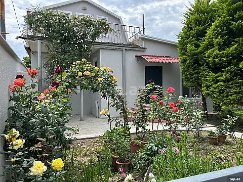 Satılır 2 otaqlı həyət evi 70 m² — Bakı 2 otaq 70.00 m²