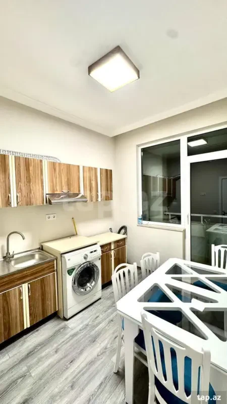 Kirayə verilir 2 otaqlı yeni tikili 53 m²