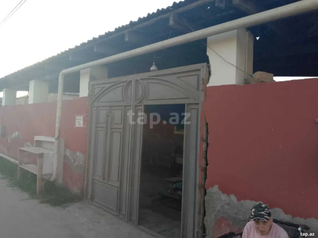 Satılır 3 otaqlı həyət evi 110 m²