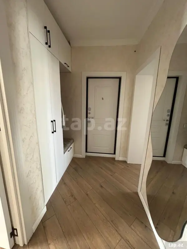 Satılır 2 otaqlı mənzil 52 m²
