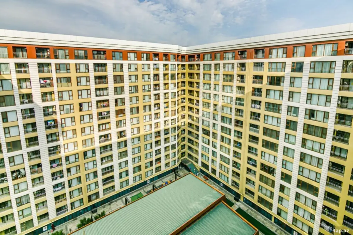 Kirayə verilir 3 otaqlı yeni tikili 100 m²