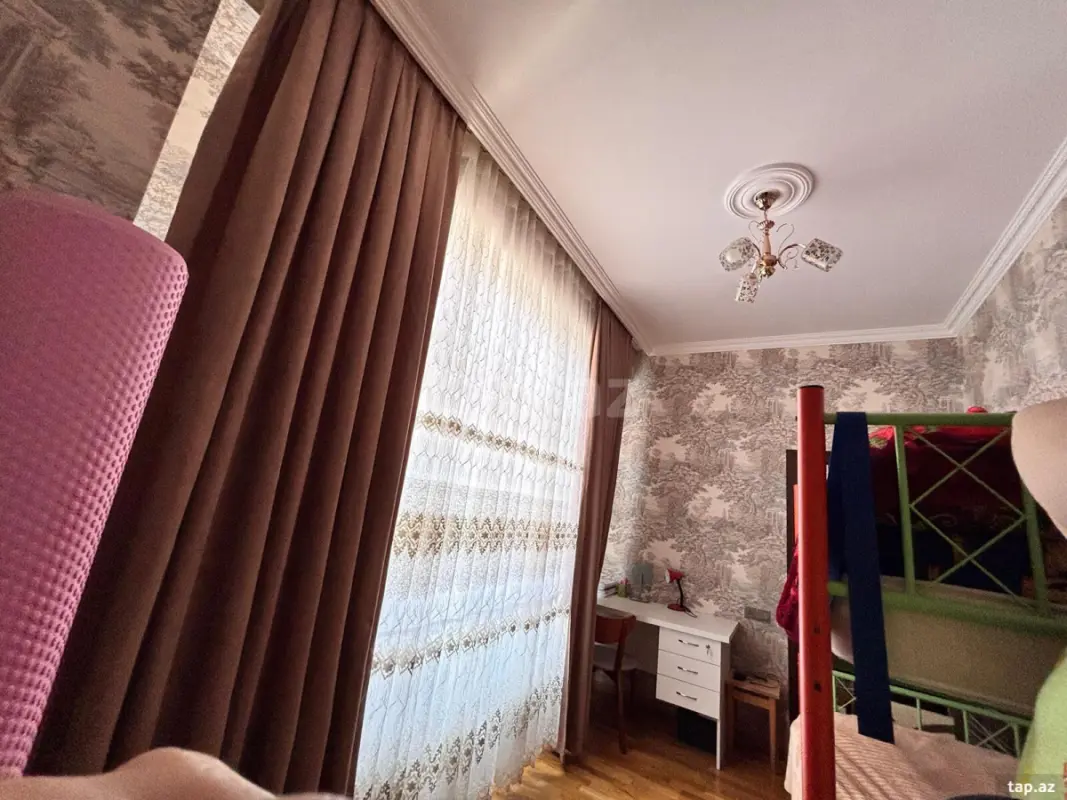 Satılır 3 otaqlı yeni tikili 70 m²