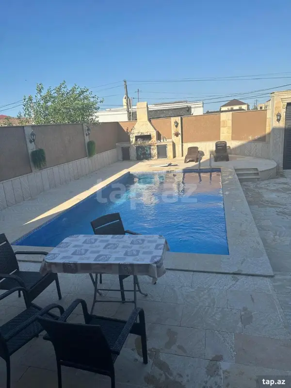 Kirayə verilir 5 otaqlı həyət evi 200 m²
