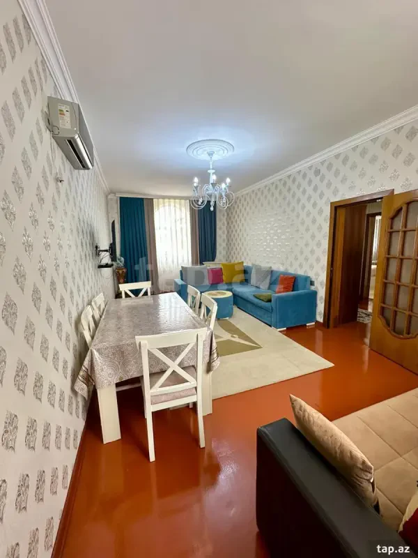Kirayə verilir 2 otaqlı həyət evi 60 m²