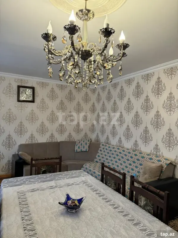 Satılır 5 otaqlı mənzil 100 m²