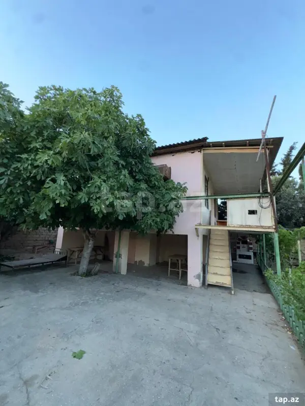 Satılır 4 otaqlı həyət evi 60 m²