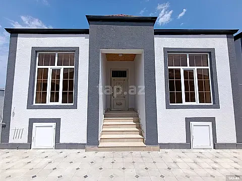 Satılır 4 otaqlı həyət evi 110 m² — Bakı 4 otaq 110.00 m²