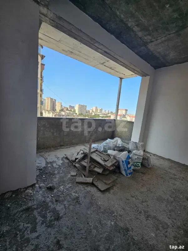 Satılır 4 otaqlı yeni tikili 150 m²