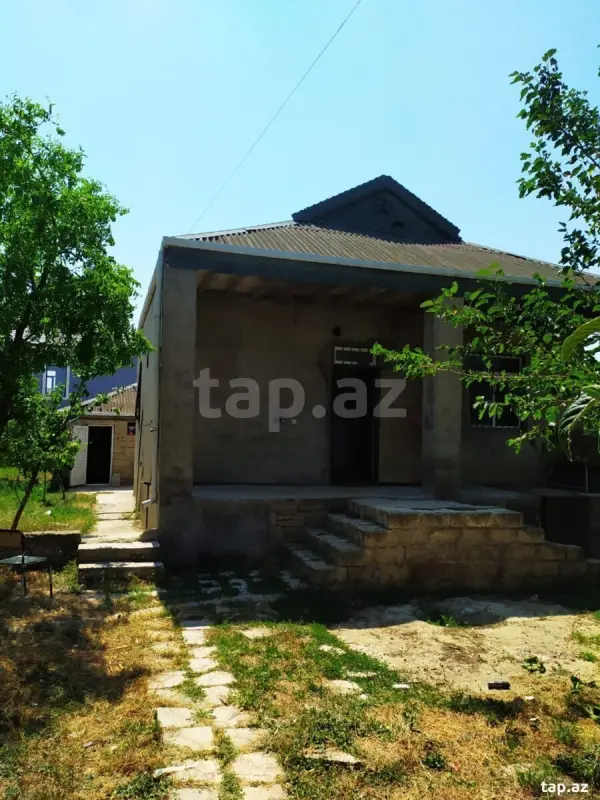 Satılır 3 otaqlı həyət evi 170 m²