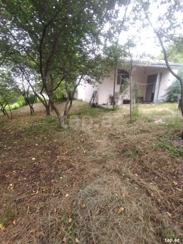 Satılır 2 otaqlı həyət evi 150 m²