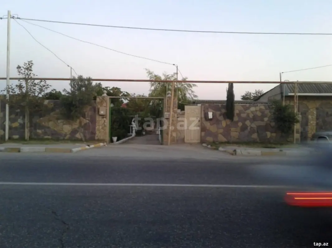 Satılır 4 otaqlı həyət evi 98 m²