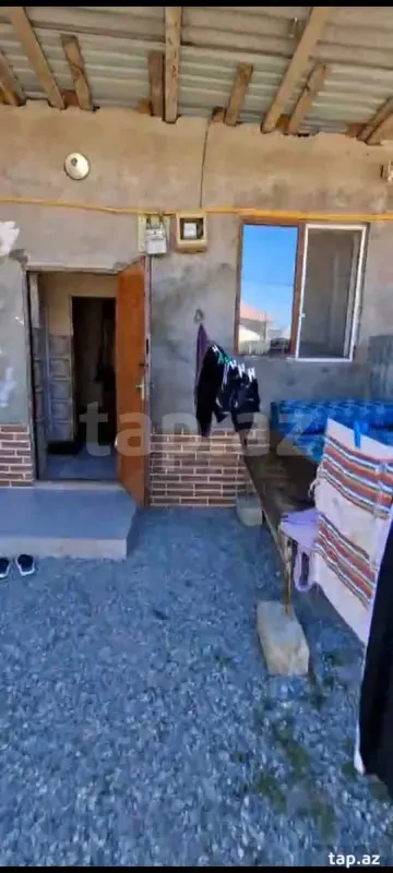 Kirayə verilir 2 otaqlı həyət evi 80 m²