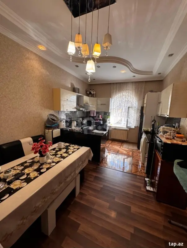 Satılır 5 otaqlı həyət evi 130 m²