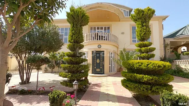 Satılır 10 otaqlı həyət evi 800 m² — Bakı, Novxanı 10 otaq 800.00 m²
