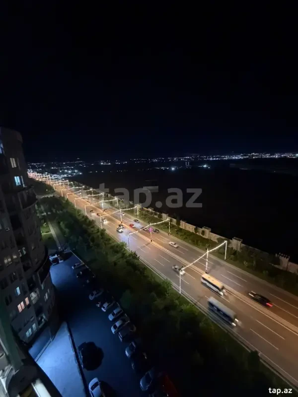 Kirayə verilir 3 otaqlı yeni tikili 105.2 m²