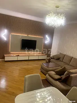 Kirayə verilir 4 otaqlı yeni tikili 150 m² — Bakı 4 otaq 150.00 m²