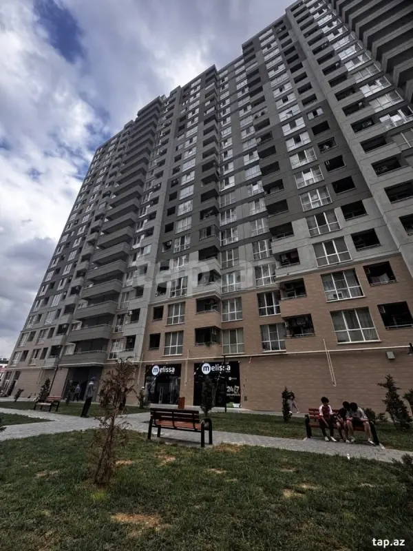 Satılır 2 otaqlı yeni tikili 50 m²