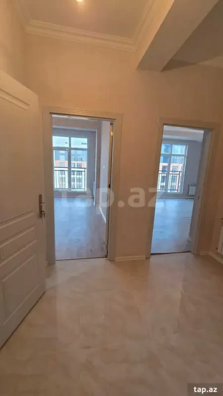 Kirayə verilir 2 otaqlı yeni tikili 70 m²