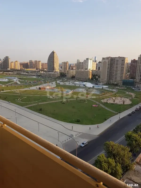 Kirayə verilir 2 otaqlı yeni tikili 95 m²