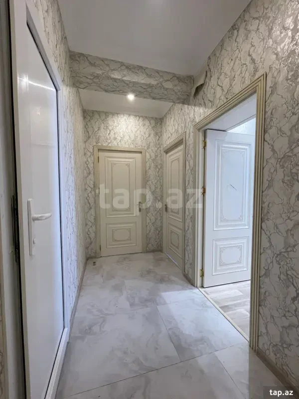 Kirayə verilir 2 otaqlı yeni tikili 65 m²