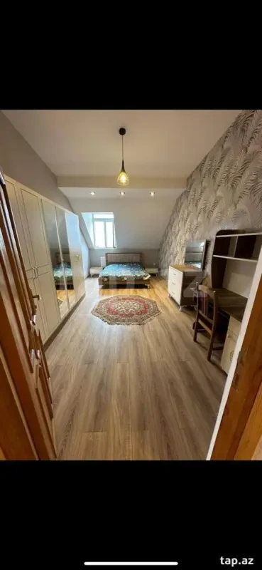 Kirayə verilir 4 otaqlı yeni tikili 200 m²