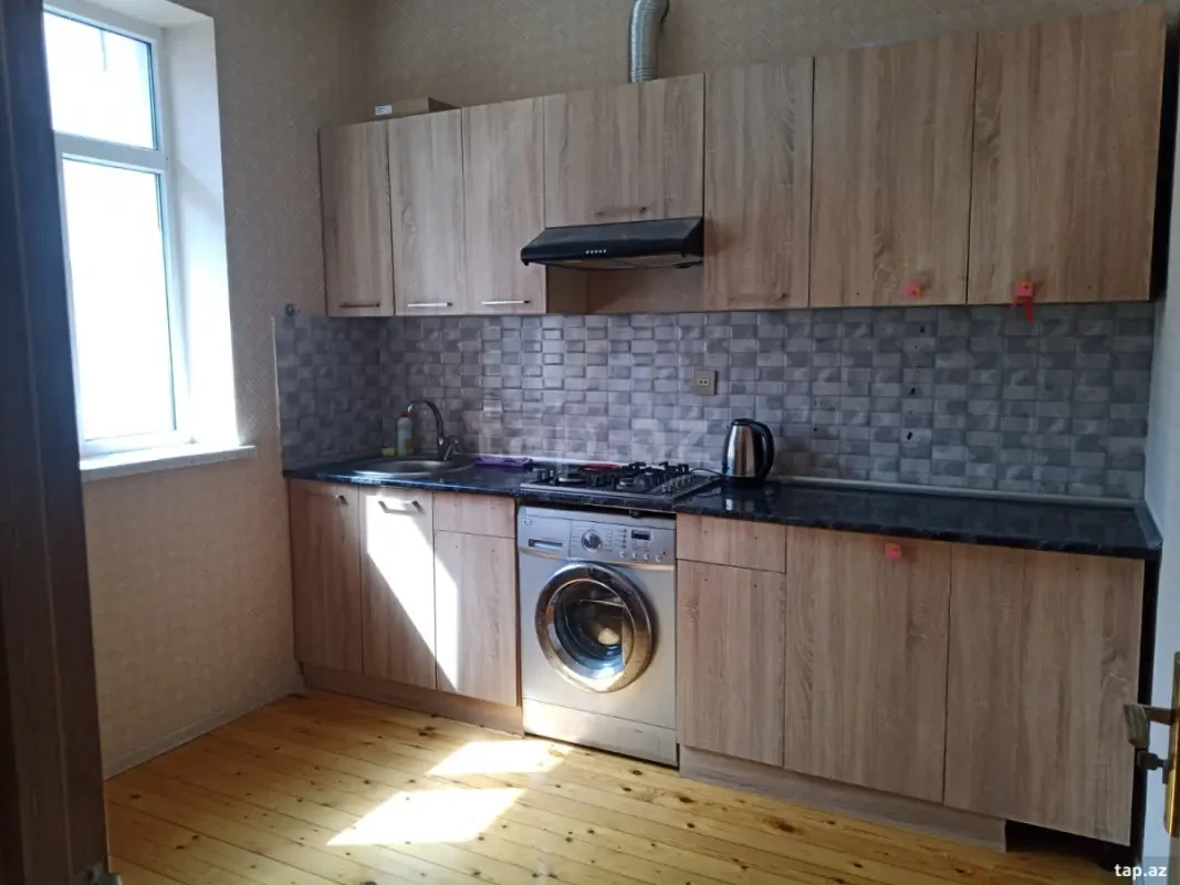 Kirayə verilir 3 otaqlı həyət evi 0.85 m²