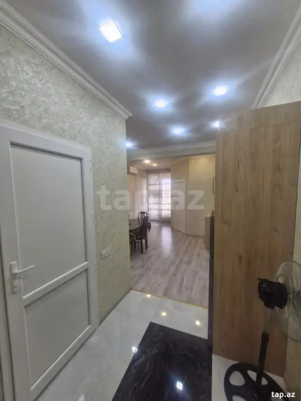 Kirayə verilir 2 otaqlı yeni tikili 49 m²