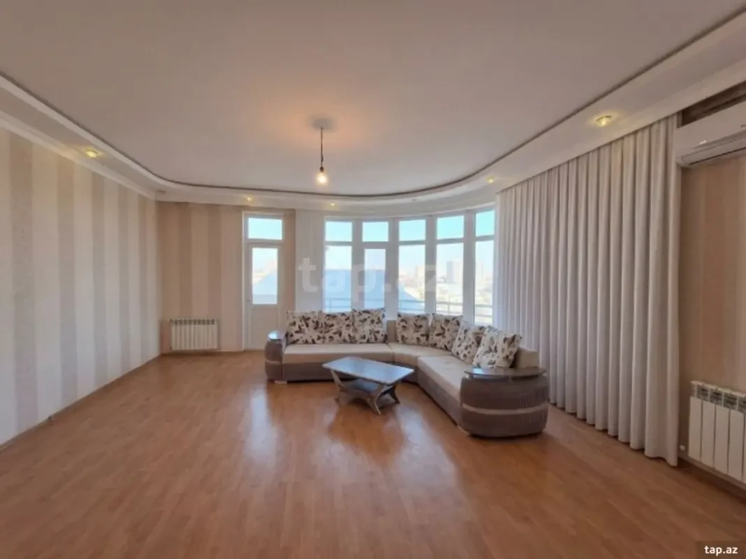 Satılır 3 otaqlı yeni tikili 145 m²