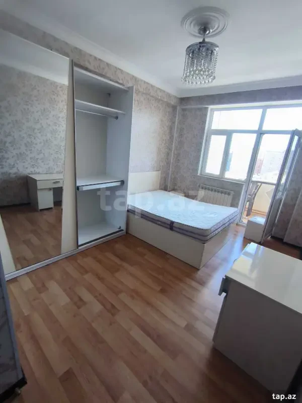 Kirayə verilir 2 otaqlı yeni tikili 65 m²