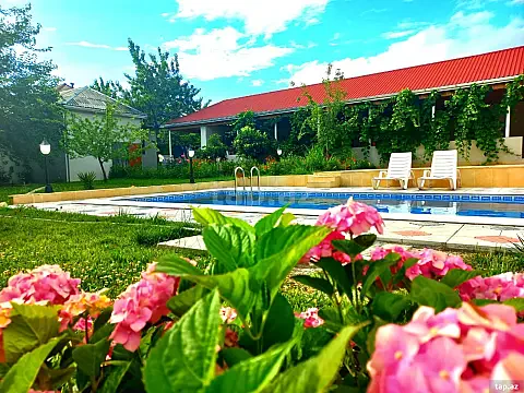 Kirayə verilir 3 otaqlı həyət evi 180 m² — Qəbələ 3 otaq 180.00 m²